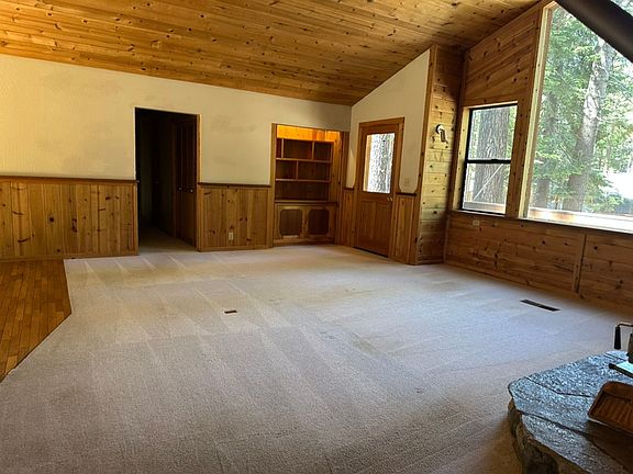 4th image of 14379 Glacier View Dr