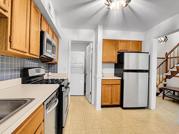 4th image of 1735 Portsmith Ln #3-8