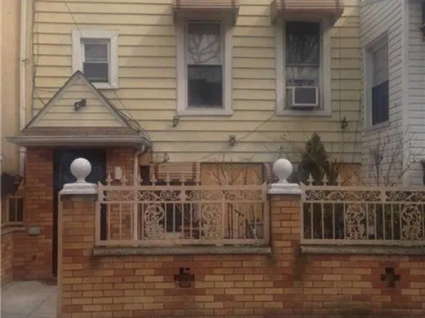 43 E 32nd St, Brooklyn, NY 11226