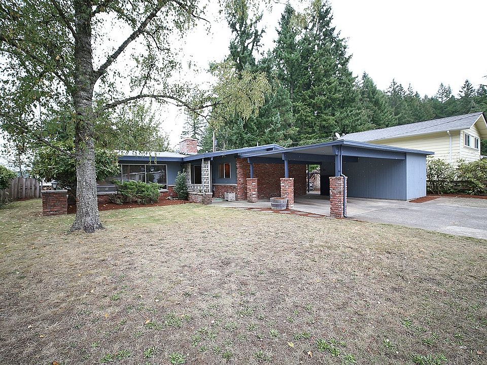 1st image of 440 SE Evans Ln