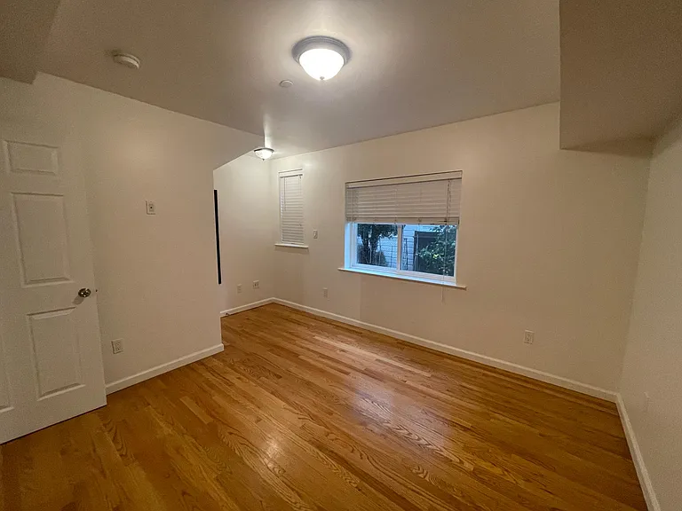 1494 Jackson St — Photo 3