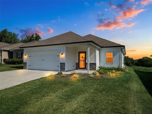 7712 NW 124th St, Kansas City, MO 64163
