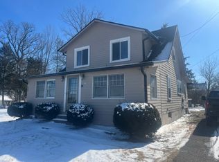 14 E Funderburg Rd, Fairborn, OH 45324