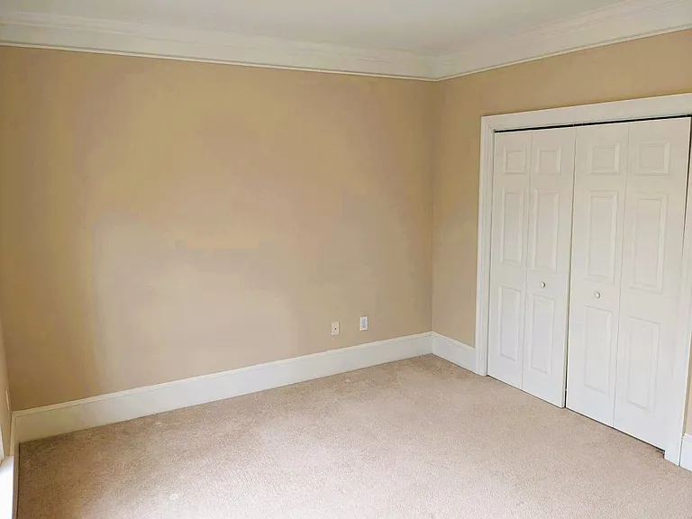 223 Waterford Lake Dr — Photo 6