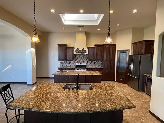 2945 Desert Breeze Ct — Photo 4