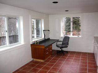 32 Lommason Glen Rd, Belvidere, NJ 07823