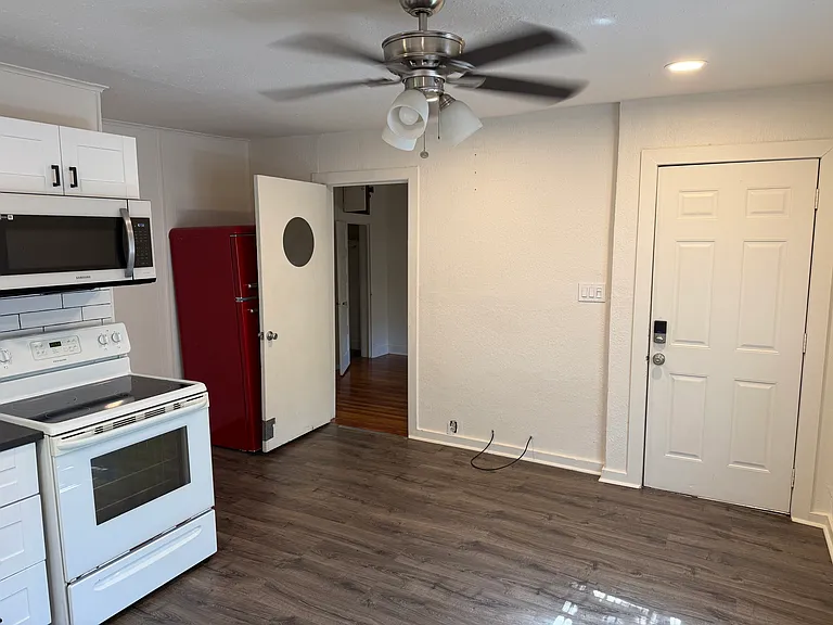 1305 Fannin St — Photo 3
