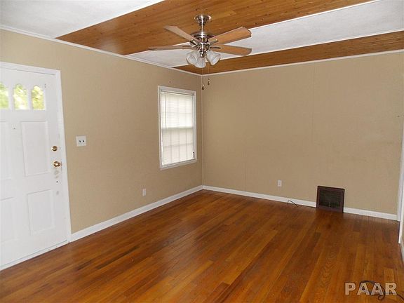 5th image of 109 E Frances Ave