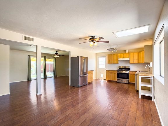 2nd image of 1913 E El Parque Dr Unit 1