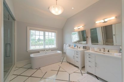  Master Bath