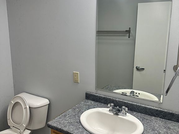 3rd image of 22 Park St #6