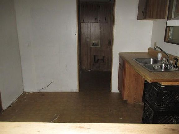3rd image of 34549 Oak Ave