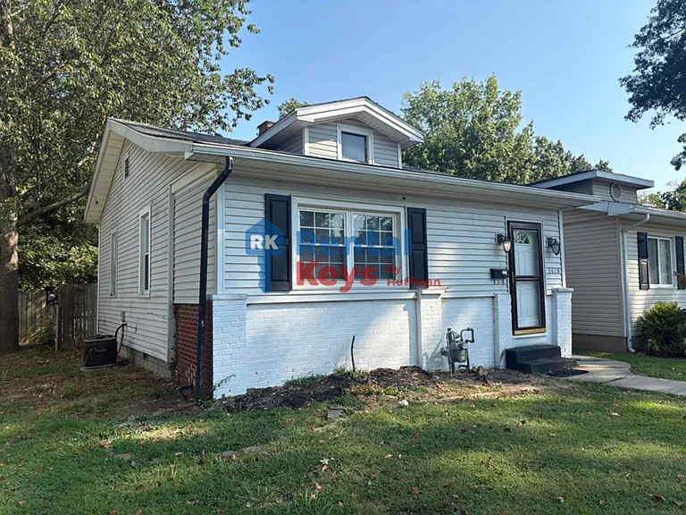 1418 Jackson Ave — Photo 2