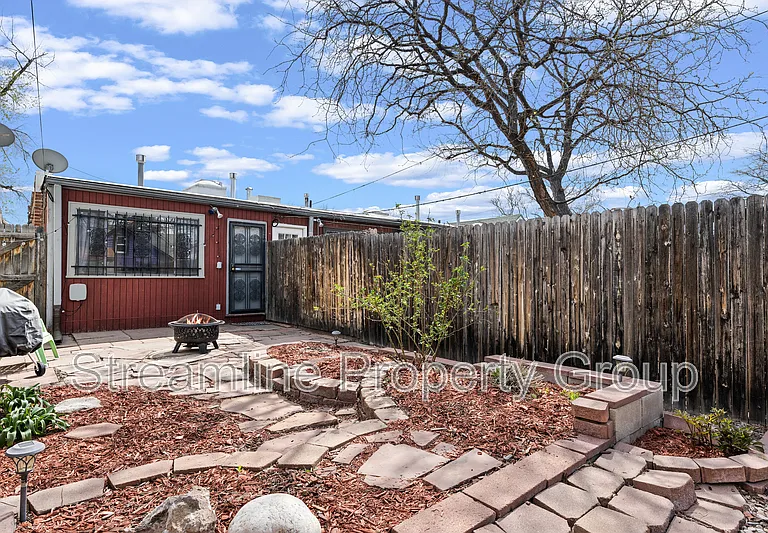 141 W Archer Pl — Photo 20