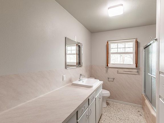 4th image of 3534 E High Way #90A