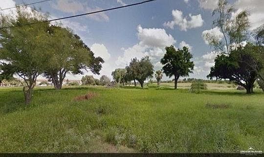 2nd image of 1511 W Ridge Rd