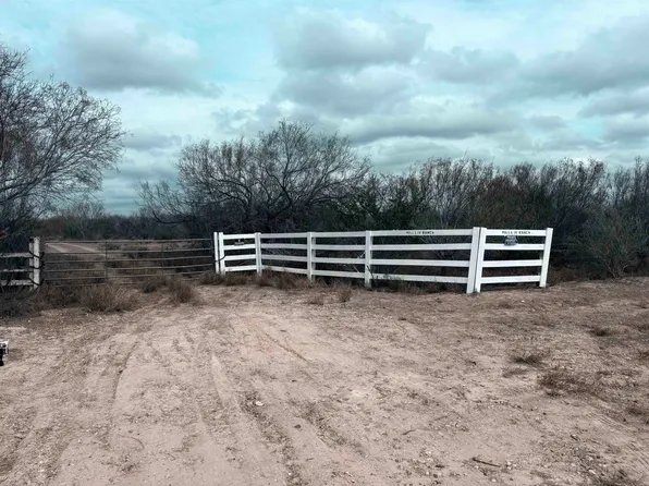 3354 E Texas State Hwy #44, Encinal, TX 78019