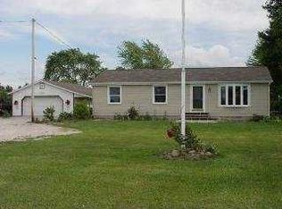 5463 Keller Rd, Walbridge, OH 43465