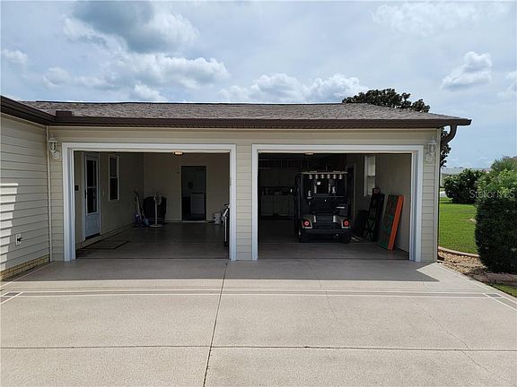 3rd image of 707 Prado Dr