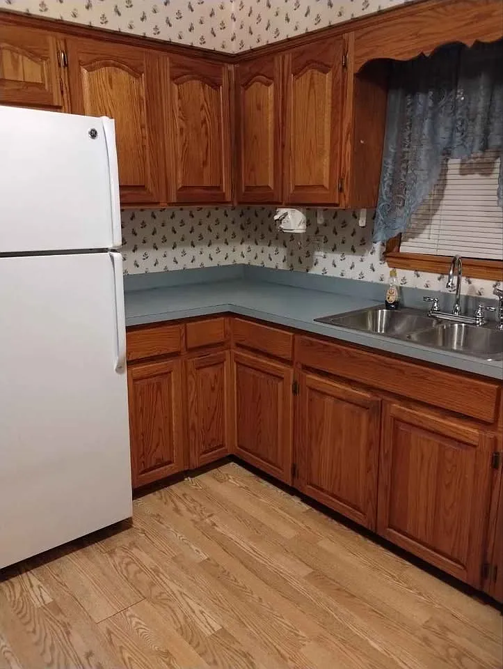 2 bed, 1.5 bath, 1348 sqft, $1,100 — Photo 1