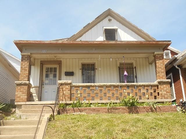 1st image of 222 S Coy St