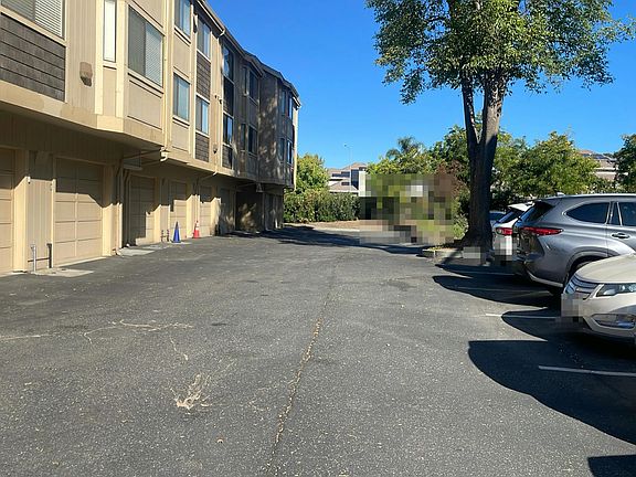 5th image of 16950 Sorrel Way