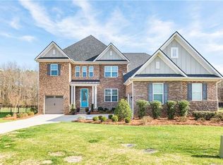 149 Highclere Dr, Waxhaw, NC 28173
