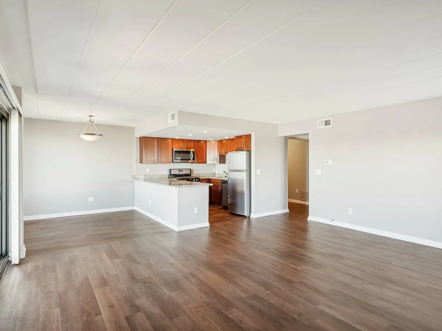 Grandview Pointe Apartments — Photo 2