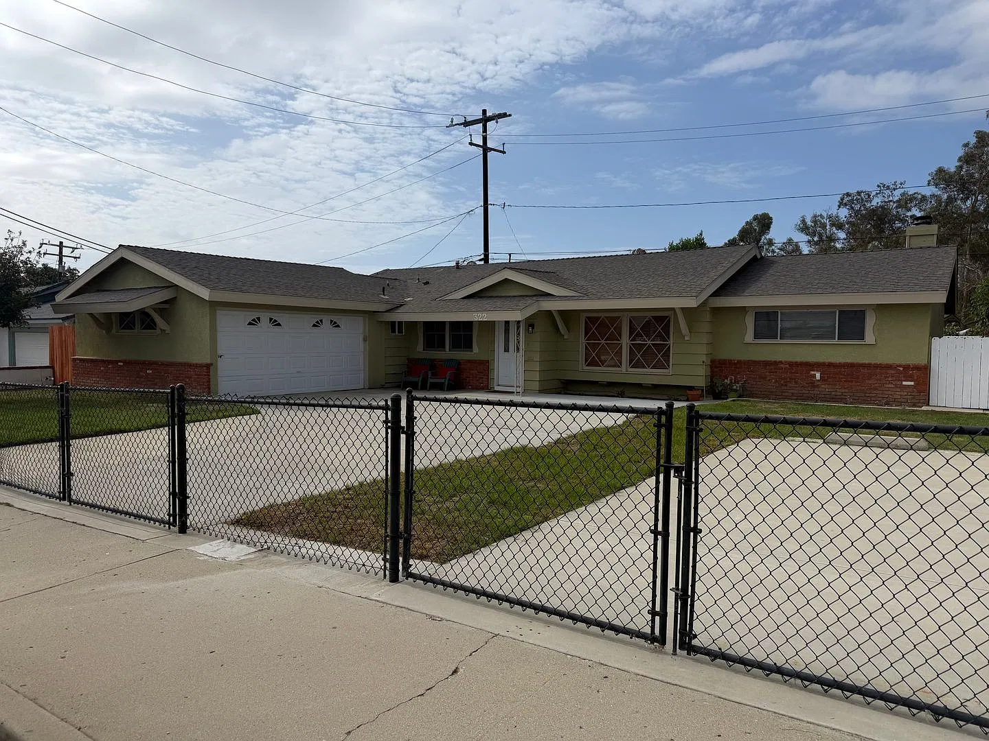 Beautiful 3-Bedroom 2.5 Bath Home for Rent in Santa Paula, CA! — Photo 1