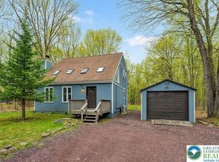 19 Uffleman Ln, Albrightsville, PA 18210