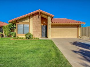 5208 E Loloma Cir, Phoenix, AZ 85044