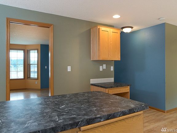 4th image of 2709 Glen More St