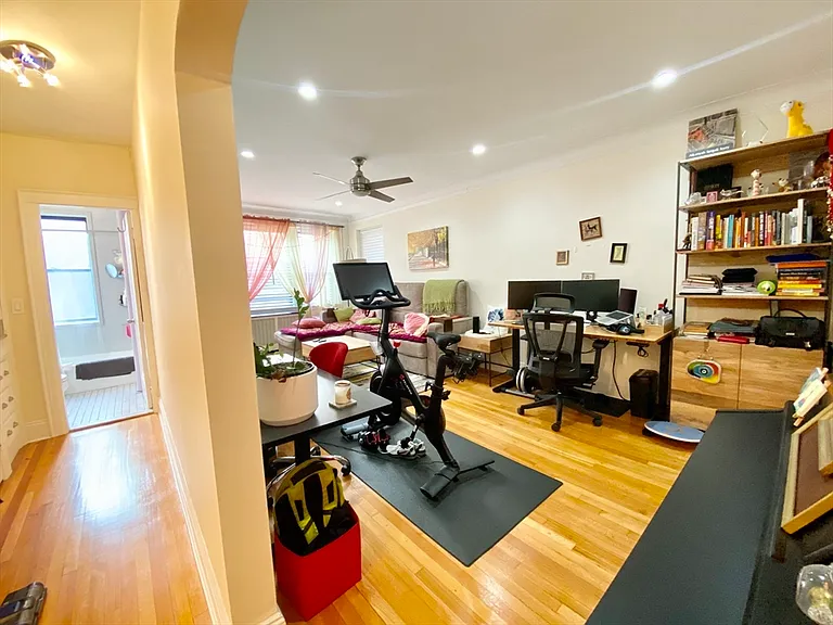 137 Englewood Ave #36 — Photo 1