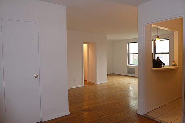 1st image of 10025 Queens Blvd APT 3T