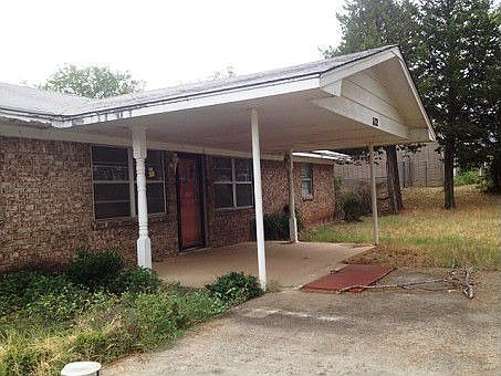 2nd image of 112 Lakewood Dr