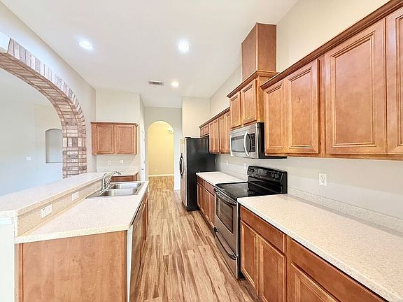 4th image of 5749 Tiger Woods Dr #Pro