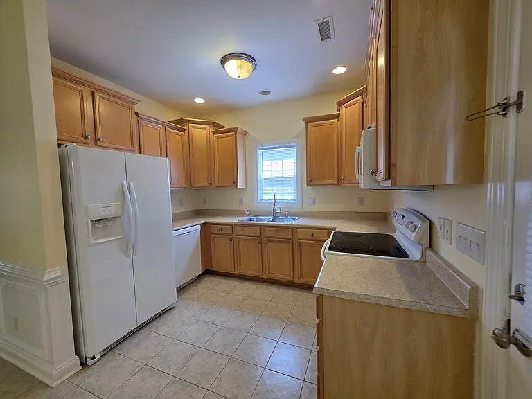 210 Chadwick Shores Dr — Photo 11