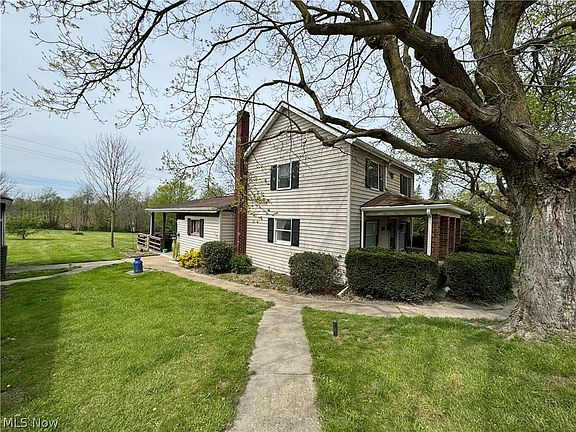 3rd image of 71686 Saint Clairsville St