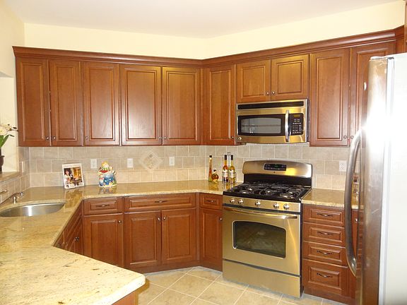 3rd image of 5210 Cedar Village Blvd