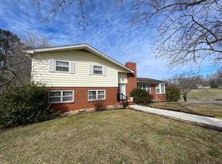 105 Molloy St, McMinnville, TN 37110