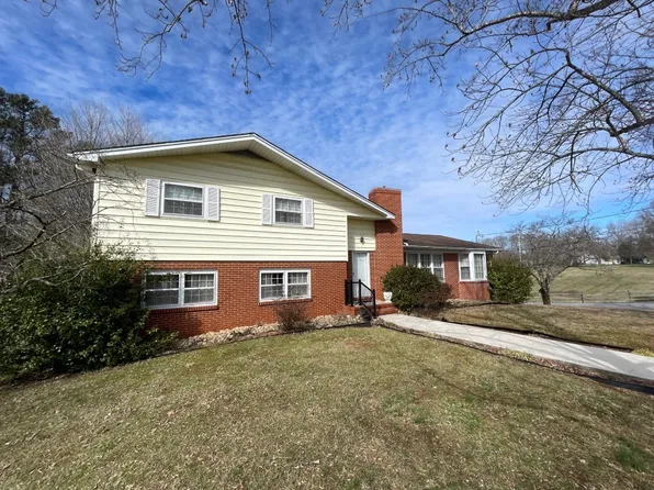 105 Molloy St, McMinnville, TN 37110