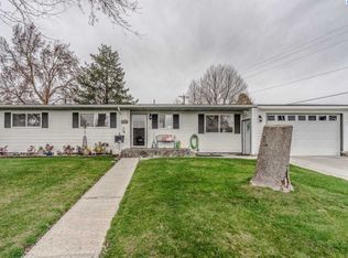 2106 Lee Blvd, Richland, WA 99352