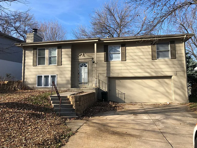 12730 Larimore Ave — Photo 21