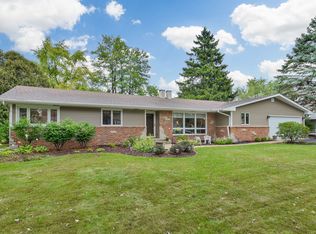 27W006 Blair St, Winfield, IL 60190