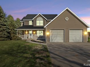 12162 56th Ave, Allendale, MI 49401