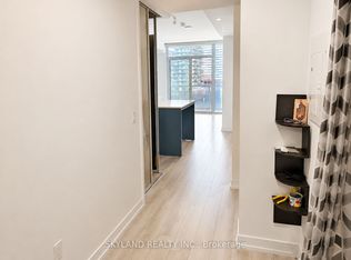 33 Helendale Ave #713, Toronto, ON M4R 1C5