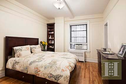 3rd image of 105 W 73rd St APT 1D