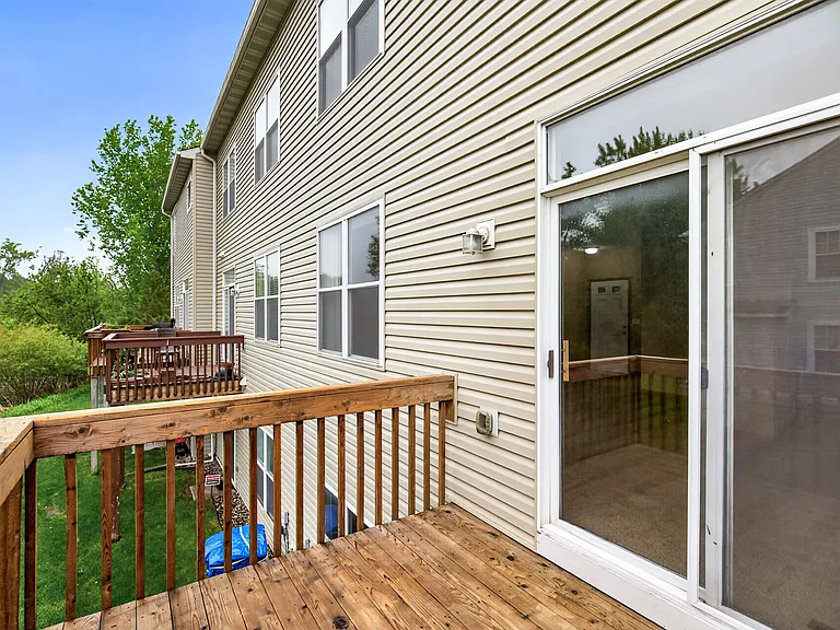 5130 Holly Ln N — Photo 28