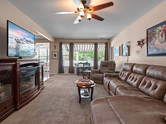 3rd image of 12385 Copper Ln
