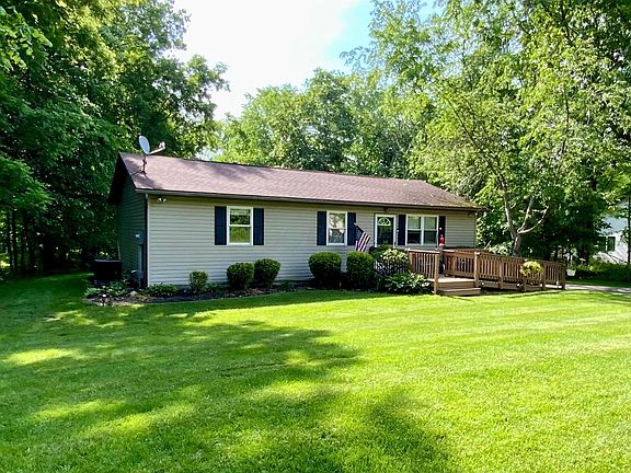 2nd image of 3154 Apple Valley Dr